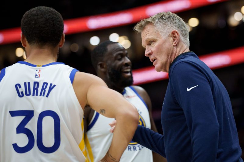 Warriors owner, coach respond to fan’s email about team’s struggles