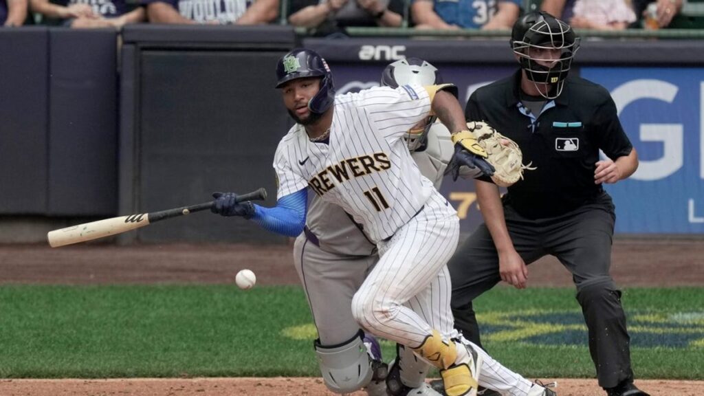 Brewers continue run of West Coast as they visit Giants