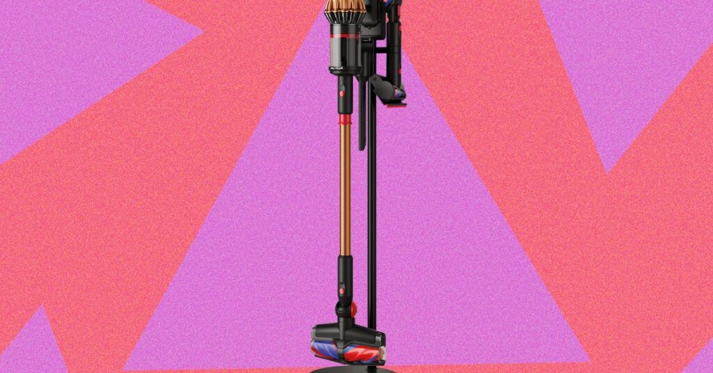 Dyson V16 Piston Animal Submarine Review: Powerful but Pricey