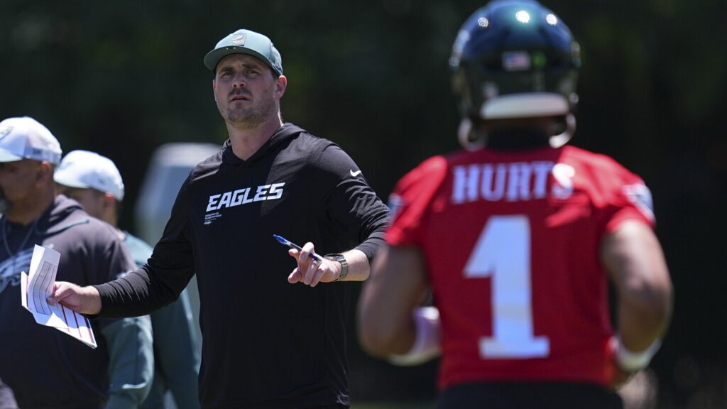 Nick Sirianni: New Eagles OC Sean Mannion has an "obsession to get better"