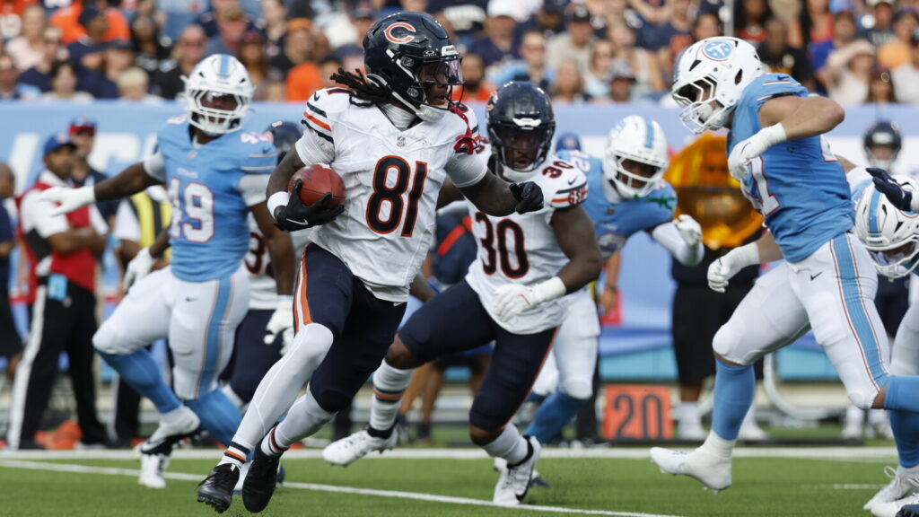 Bears third-round pick Zavion Thomas scores 97-yard touchdown on his first NFL play